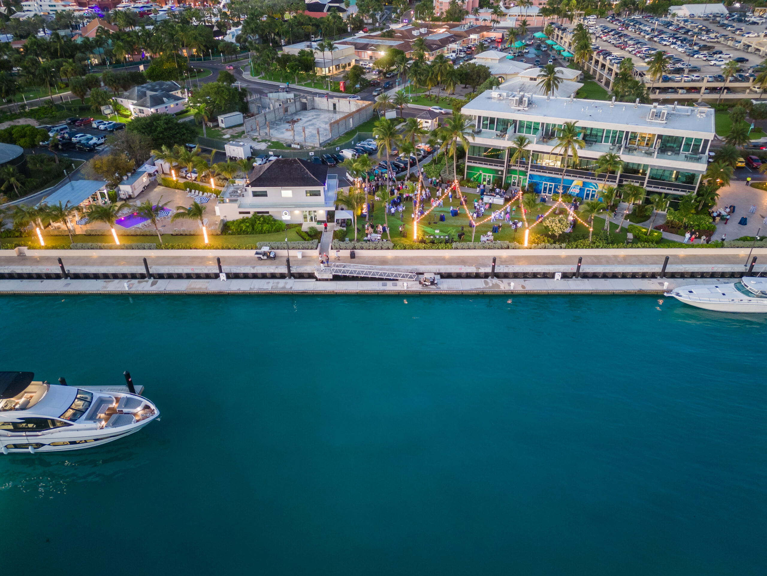 paradise island bahamas yacht slip rental near me